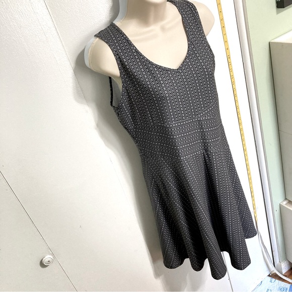 PRANA Amelie Sleeveless A-Line Dress Black Gray Charcoal Parade Pattern Medium - Picture 5 of 16